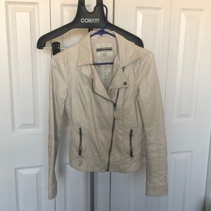 Size S white dynamite leather jacket